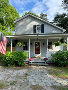 Charming May Street Retreat